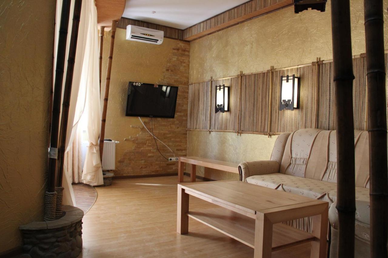 Mishyn-City Hotel Dobrovlyany エクステリア 写真