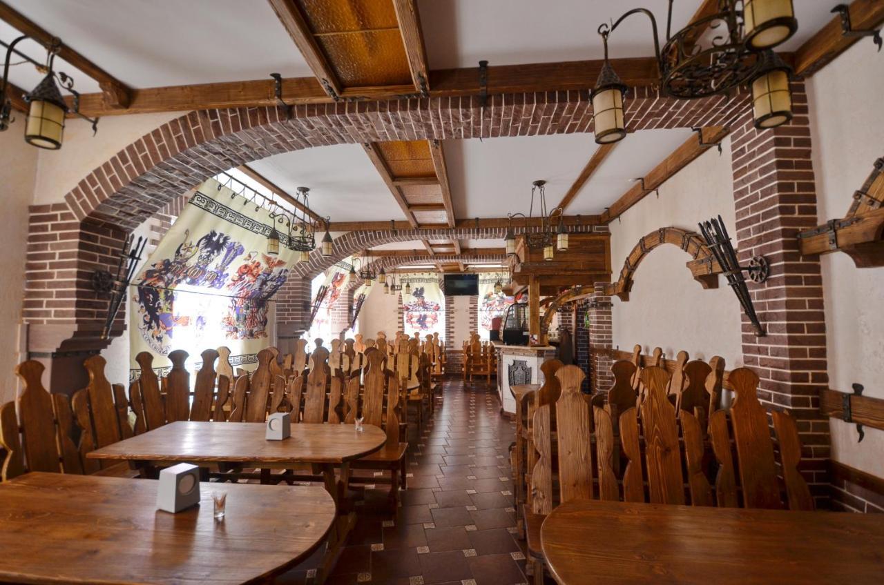 Mishyn-City Hotel Dobrovlyany エクステリア 写真