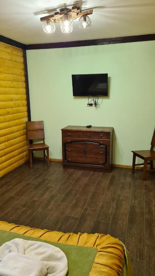 Mishyn-City Hotel Dobrovlyany エクステリア 写真