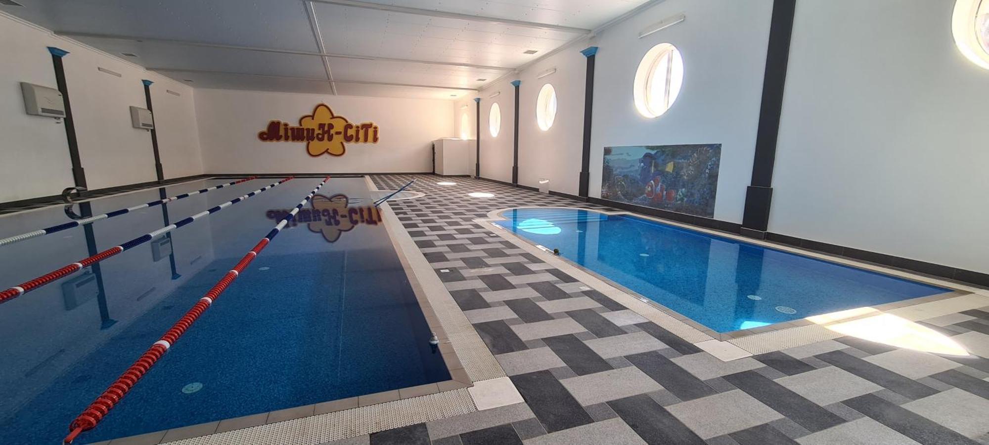 Mishyn-City Hotel Dobrovlyany エクステリア 写真